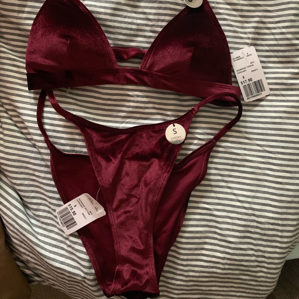 Bathing suit